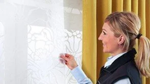 einfache Bedienung - Decor-Union Service 053a professionelles aufhängen von Flächenvorhängen, Schiebegardinen, durch eine Raumausstatterin